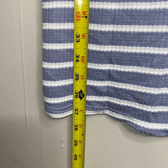 🎀NWT Blue and white striped above the knee dress! - Picture 4 of 7